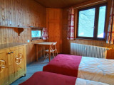Chambre 2 lits 90 location2chambres-2etoiles-bordurespistes-laclusaz