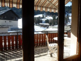 locationappartement-centre-village-surpistes-vuemontagne-laclusaz