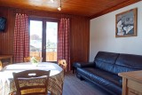 locationappartement3chambres-centre-village-vuemontagne-laclusaz-gelinotte