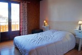 locationappartement3chambres-centre-village-vuemontagne-laclusaz-gelinotte