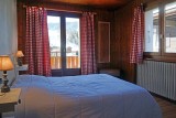 locationappartement3chambres-centre-village-vuemontagne-laclusaz-gelinotte
