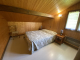 Chambre 4 -1 lit 140 locationchalet-lesconfins-pistesskidefond-laclusaz